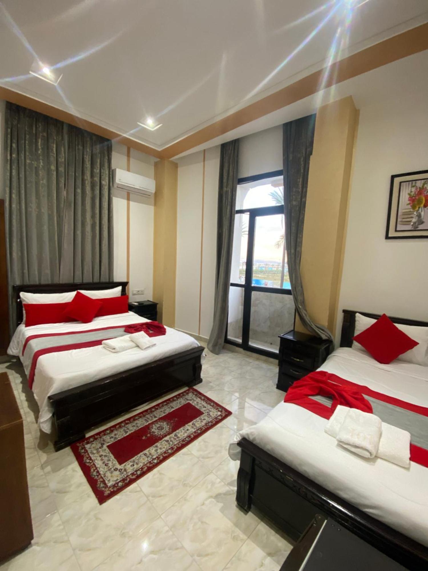 Hotel Biarritz Tanger Buitenkant foto